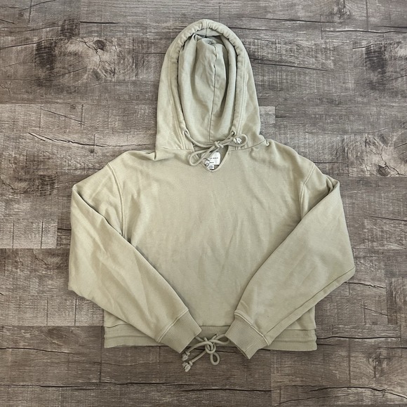 American Eagle Outfitters Tops - American Eagle Cropped Sweatshirt Hoodie Green Oversized‎ Jegging Fit Size M